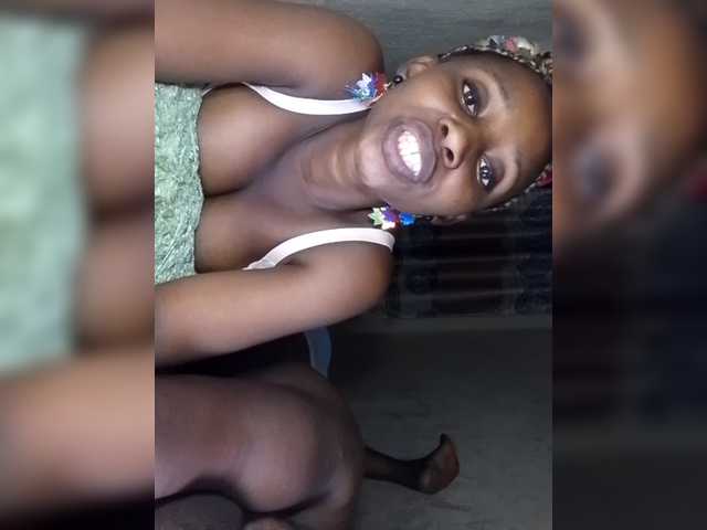 Faithfulfaith4447's BongaCams show and profile