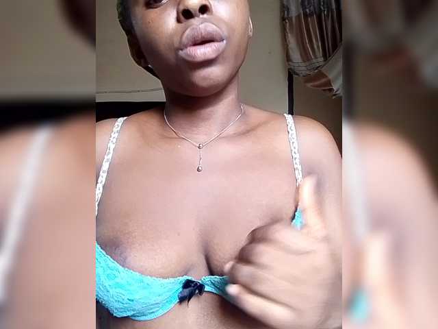 Faithfulfaith4447's BongaCams show and profile