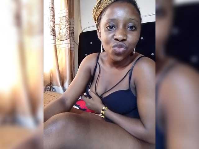 Faithfulfaith4447's BongaCams show and profile