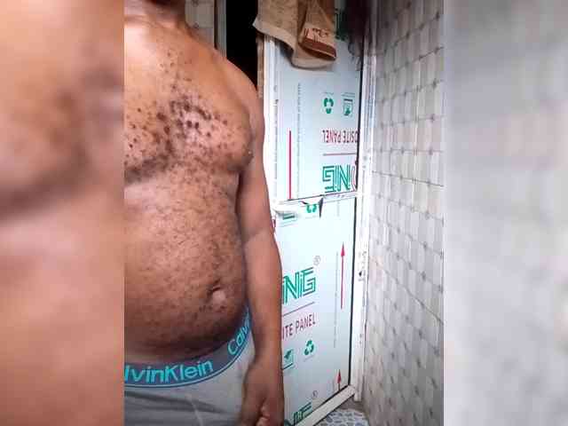 NigerianPusyAndCock webcam