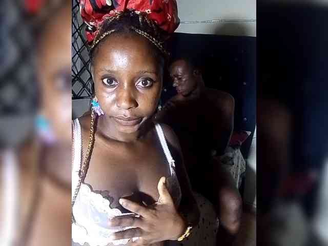 NigerianPusyAndCock webcam