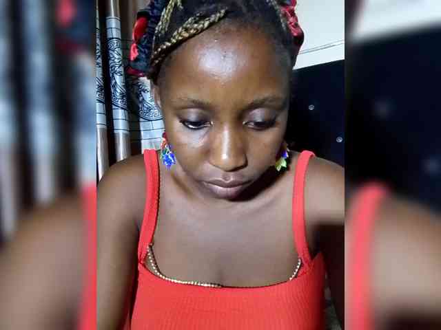 NigerianPusyAndCock webcam