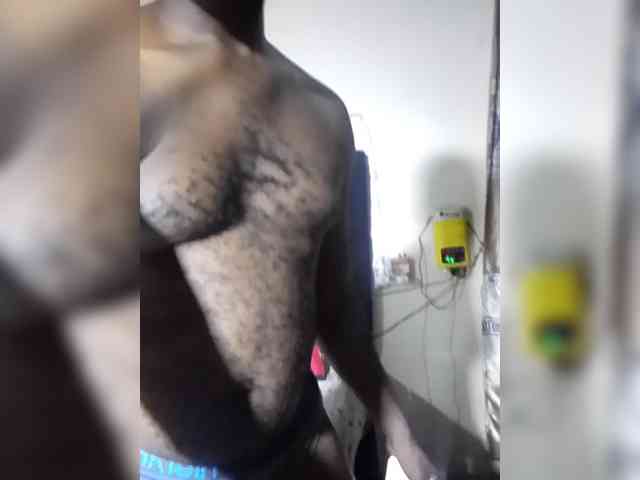NigerianPusyAndCock webcam