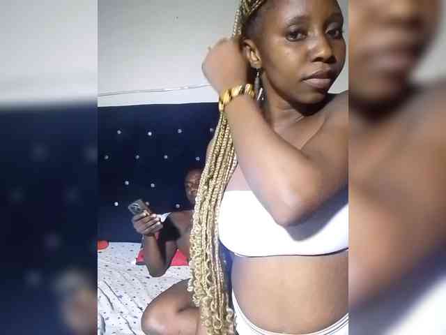 NigerianPusyAndCock webcam