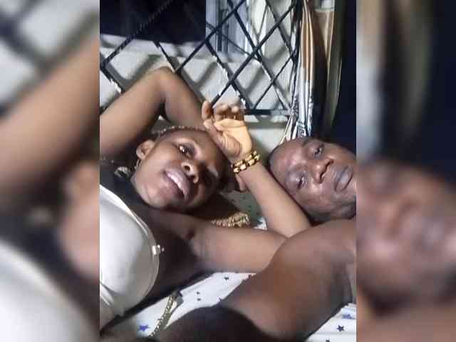 NigerianPusyAndCock webcam