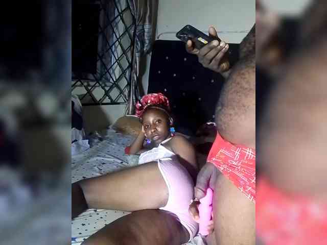 NigerianPusyAndCock webcam