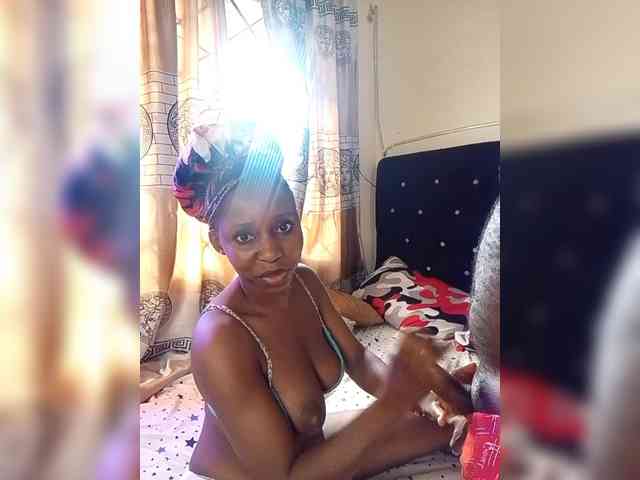 NigerianPusyAndCock webcam