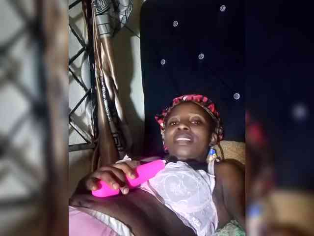 NigerianPusyAndCock webcam