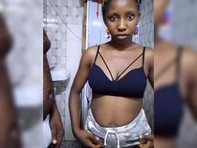 NigerianPusyAndCock webcam