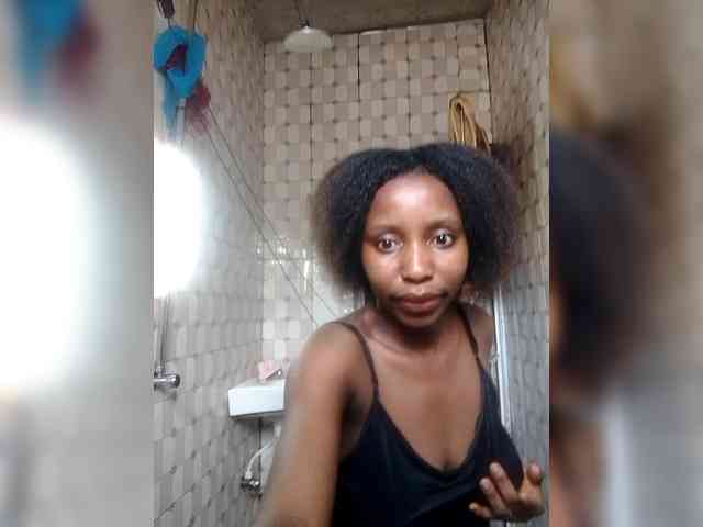 NigerianPusyAndCock webcam