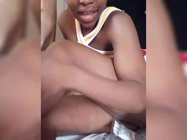 NigerianPusyAndCock webcam