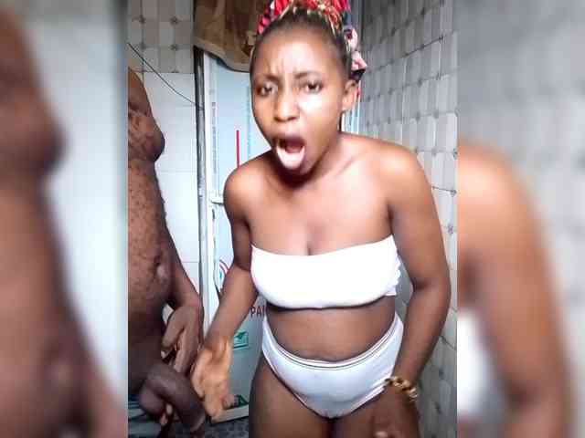 NigerianPusyAndCock webcam