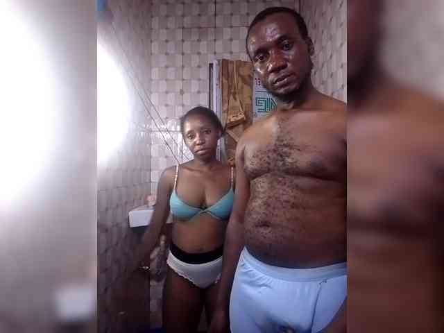 NigerianPusyAndCock webcam