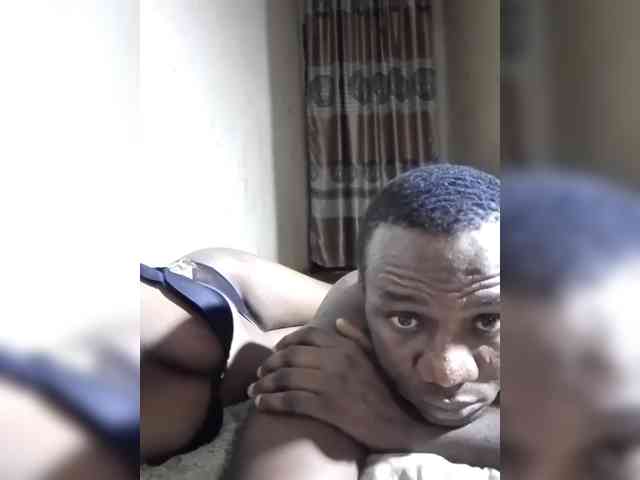 NigerianPusyAndCock webcam