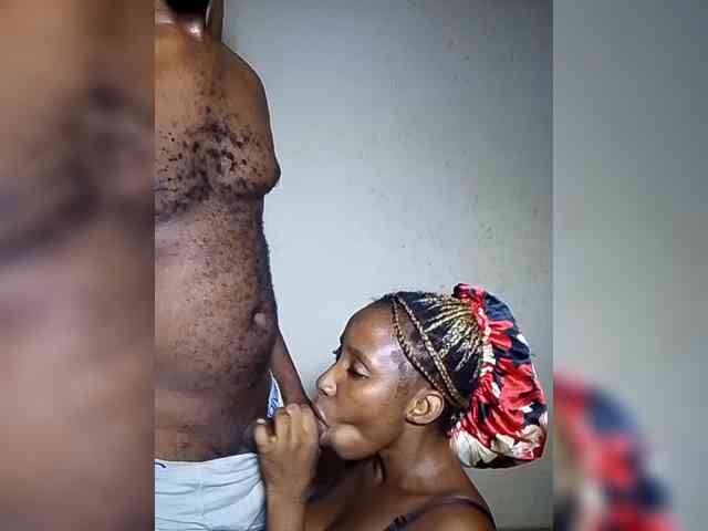 NigerianPusyAndCock webcam