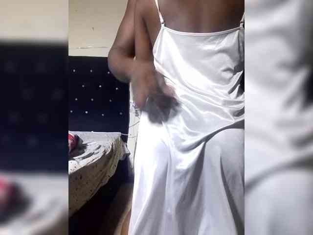 NigerianPusyAndCock webcam