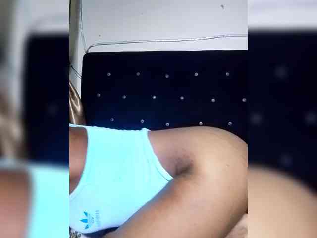 NigerianPusyAndCock webcam