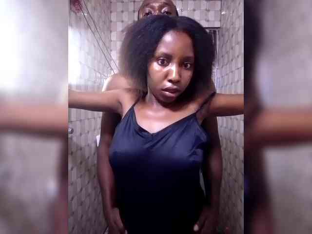 NigerianPusyAndCock webcam