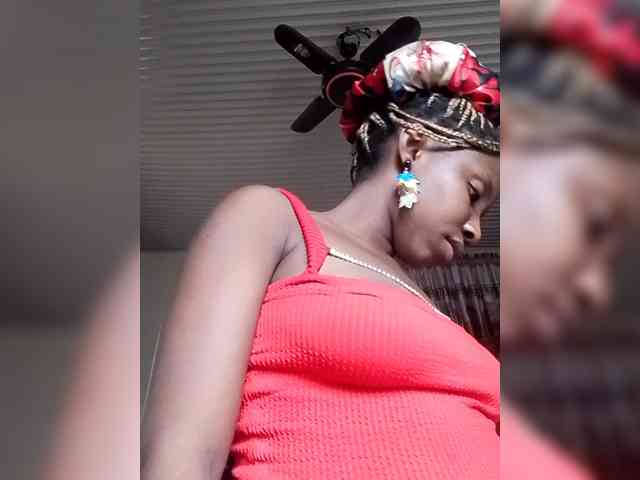 NigerianPusyAndCock webcam