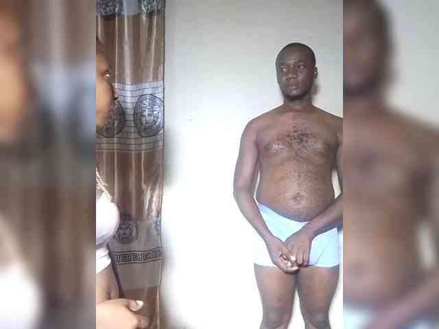 NigerianPusyAndCock webcam