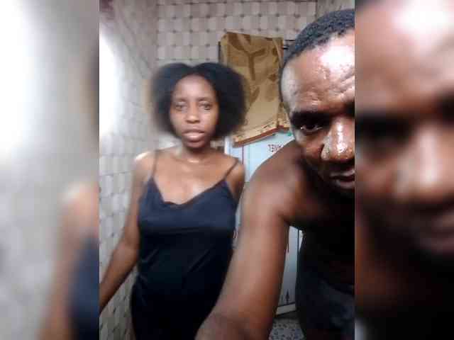 NigerianPusyAndCock webcam