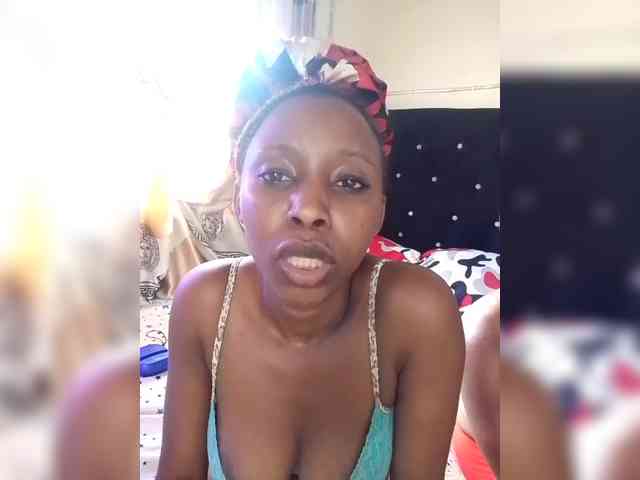 NigerianPusyAndCock webcam