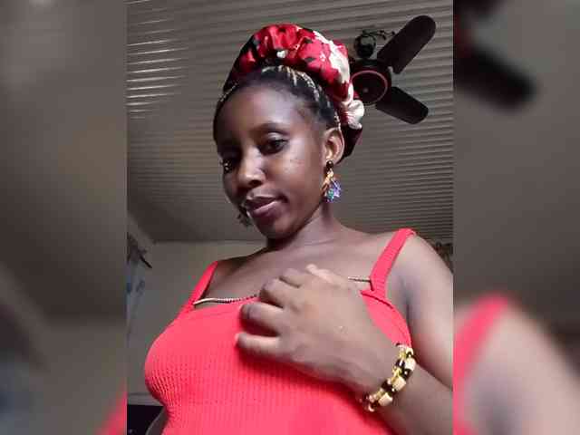 NigerianPusyAndCock webcam