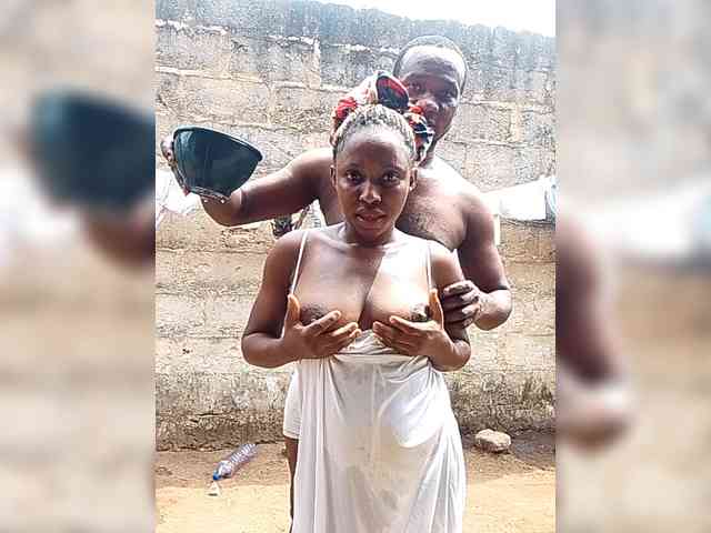 NigerianPusyAndCock webcam