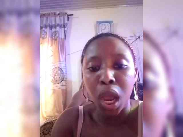 NigerianPusyAndCock webcam