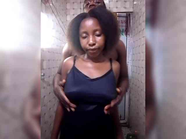 NigerianPusyAndCock webcam