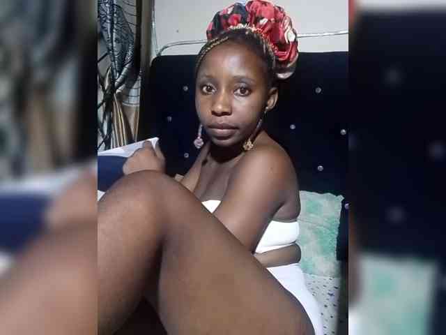 NigerianPusyAndCock webcam