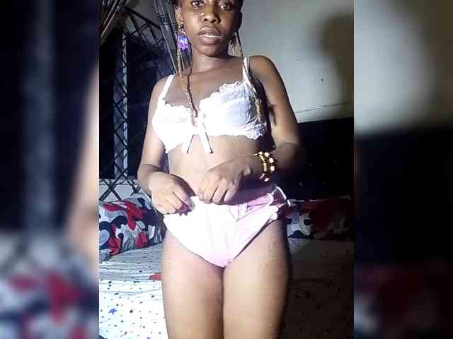 NigerianPusyAndCock webcam