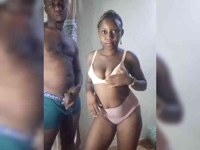 NigerianPusyAndCock webcam