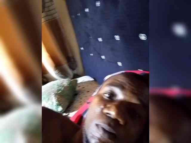 NigerianPusyAndCock webcam