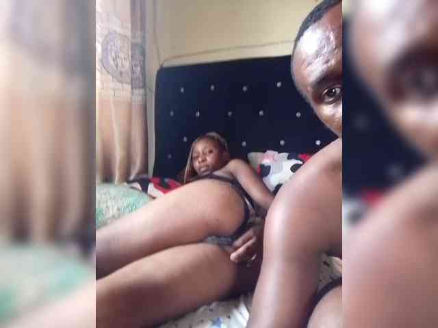 NigerianPusyAndCock webcam