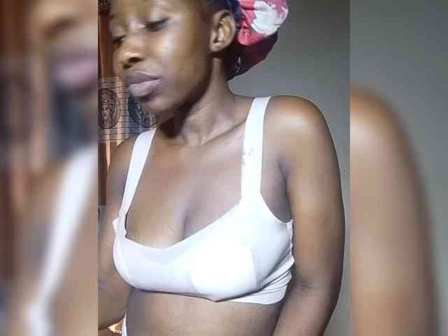 NigerianPusyAndCock webcam