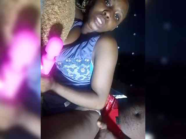 NigerianPusyAndCock webcam