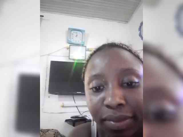 NigerianPusyAndCock webcam