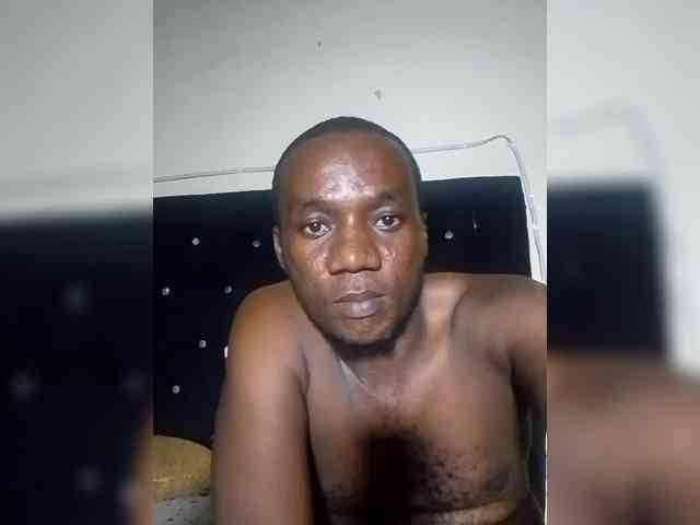 NigerianPusyAndCock webcam