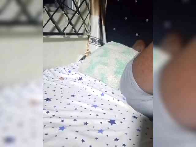 NigerianPusyAndCock webcam