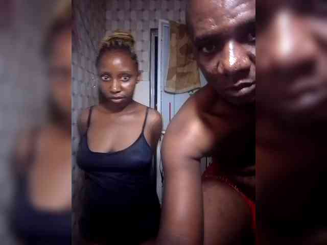 NigerianPusyAndCock webcam