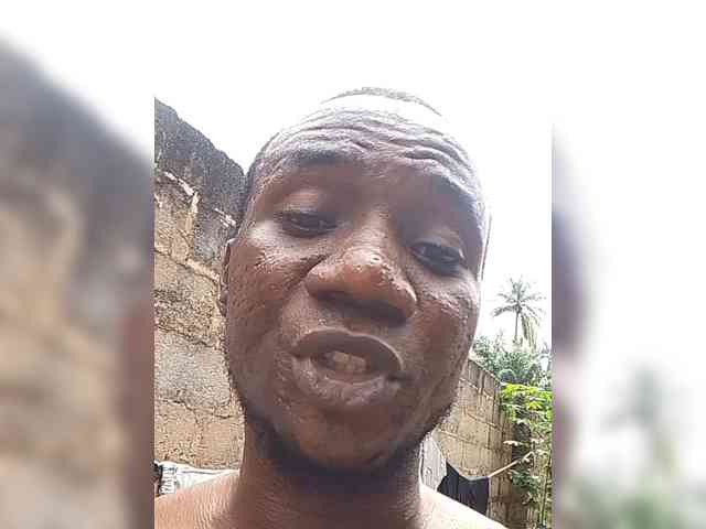 NigerianPusyAndCock webcam