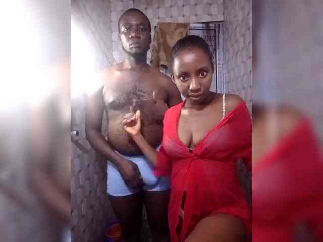 NigerianPusyAndCock webcam