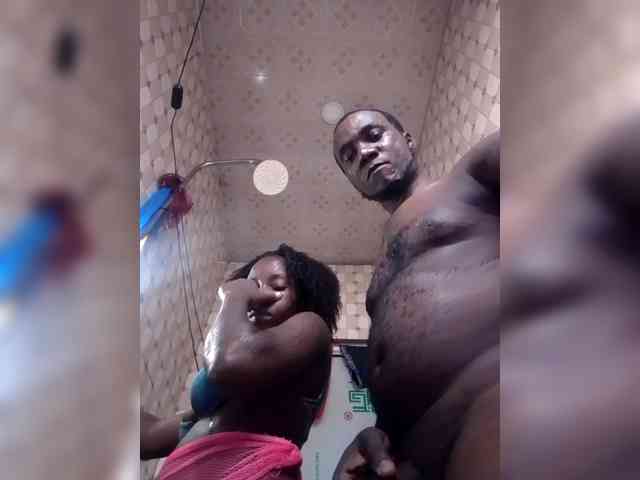 NigerianPusyAndCock webcam