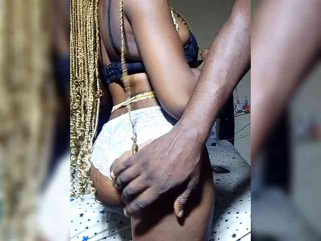 NigerianPusyAndCock webcam