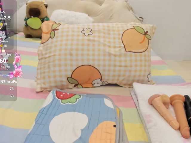 Teahyee's BongaCams show and profile