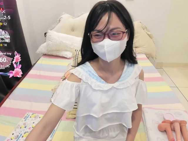 Teahyee's BongaCams show and profile