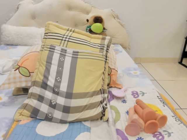 Teahyee's BongaCams show and profile