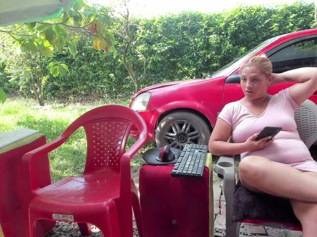 hotandfierylatinos2025's BongaCams show and profile