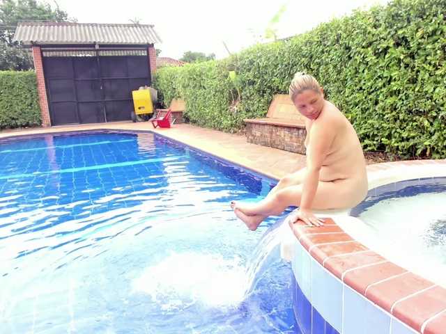 hotandfierylatinos2025's BongaCams show and profile